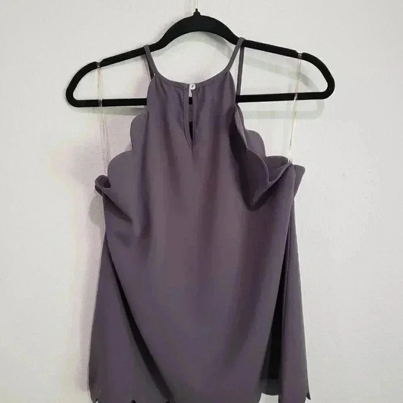 ENTRO Gray Scalloped Tank Size M - Picture 5 of 6